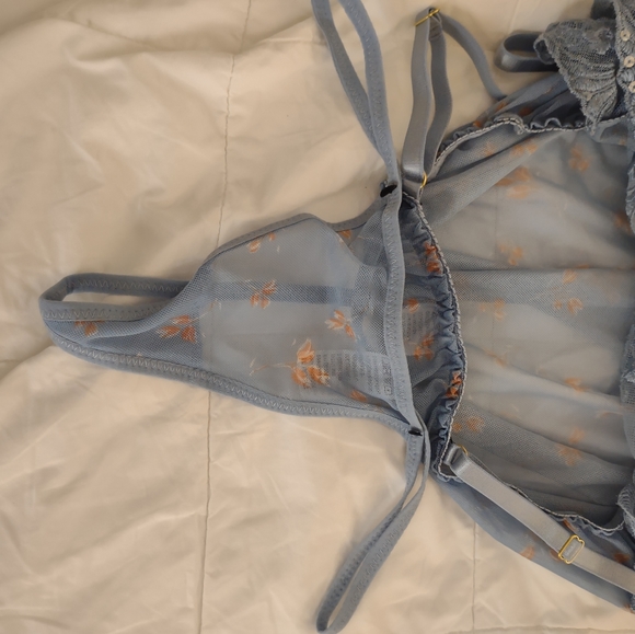 NWT 2 piece babydoll and thong lingerie - Picture 8 of 10